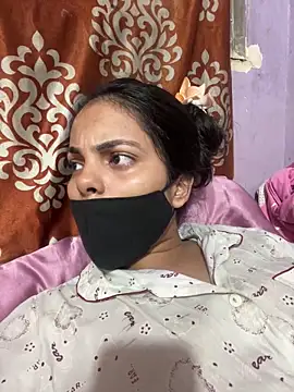 Sala de chat en directo de Sandhya_77