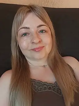 Kate2891 Adlı Modelin Canlı Sohbet Odası