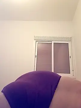 jojo1986No Adlı Modelin Canlı Sohbet Odası