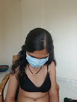 Shivani2002 Cameră chat live