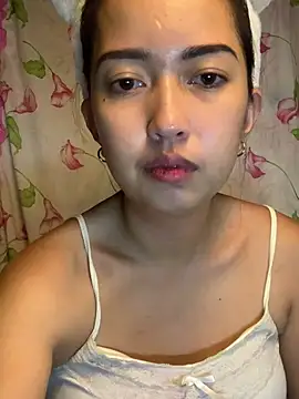 Živá chatovací místnost XXnaughty_08XX