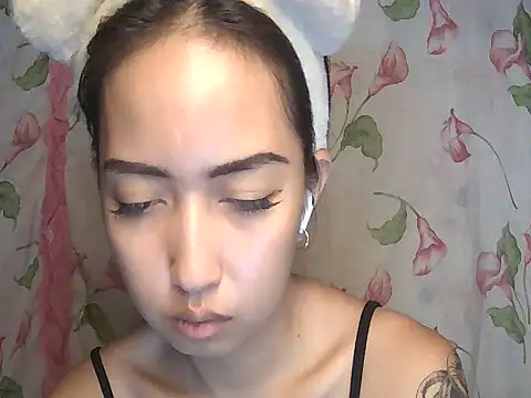 غرفة دردشة XXnaughty_08XX المباشرة