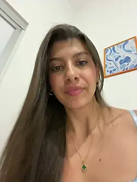 חדר צ'אט בשידור חי של Lenapink19