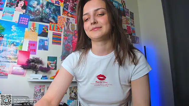 غرفة دردشة Ann_Perry المباشرة
