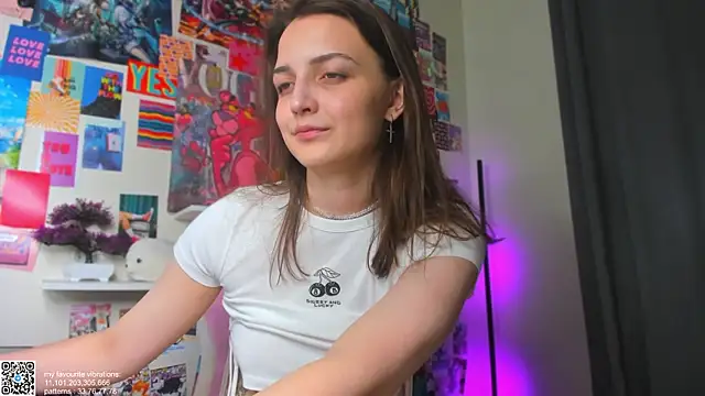Ann_Perry Cameră chat live
