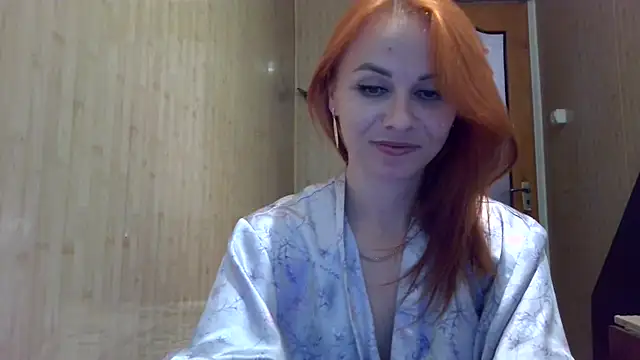 Kisa26311's Live Chat Room