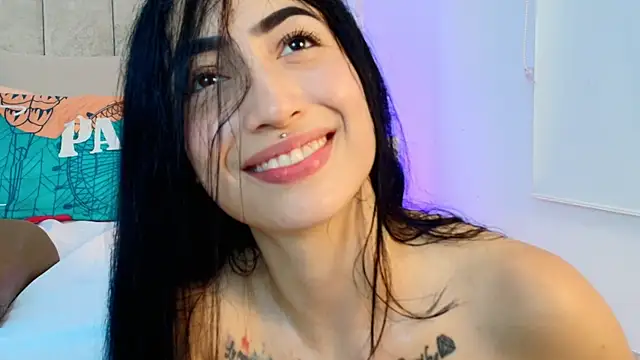 natasha_moreno 现场聊天室