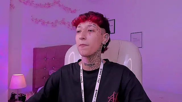 Luci_Rose's Live Chat Room