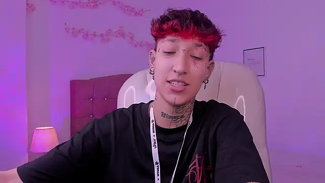 Živá chatovací místnost Luci_Rose