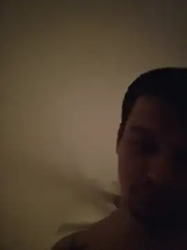 Živá chatovací místnost twistafatpipe