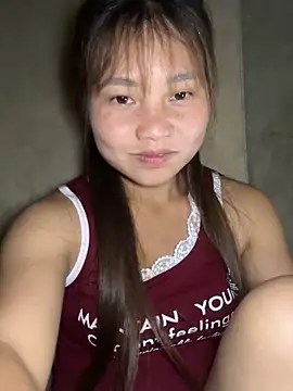 EllyBaby20's Live Chat Room