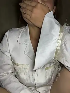 EllyBaby20 чат на живо