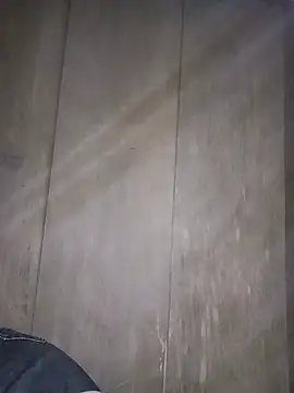 חדר צ'אט בשידור חי של EllyBaby20