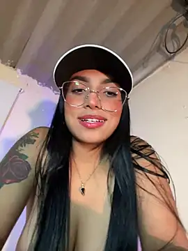Chatroom en direct de Linda_Saenz_