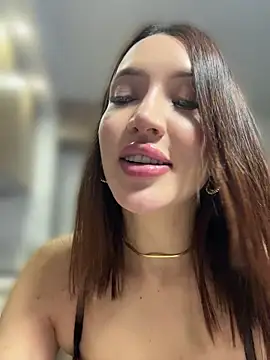 Živá chatovací místnost Bella-taylorr