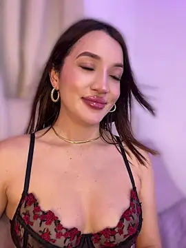 Živá chatovací místnost Bella-taylorr