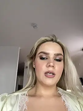Sala de chat ao vivo de April_Purr