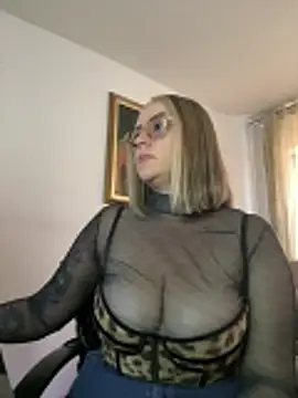 CurvyLust_x Live chatroom