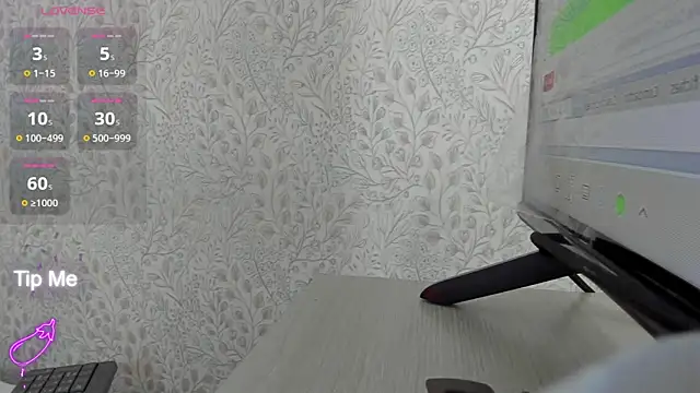 Chat ao vivo de ROXXYBLOOM