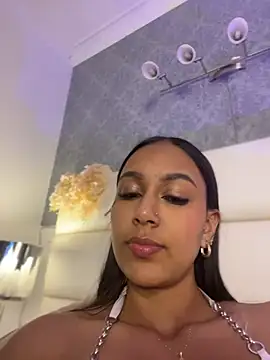 Sala de chat ao vivo de MiilaBlake