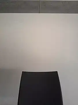 Trivia_magic Live chatroom