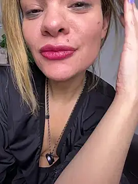 Živá chatovací místnost HeavenAylin