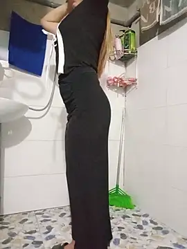Lanlove_ Adlı Modelin Canlı Sohbet Odası
