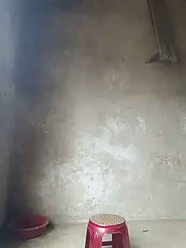 quynhkoolbae Adlı Modelin Canlı Sohbet Odası