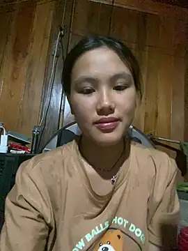hoa_mai Live Chatraum