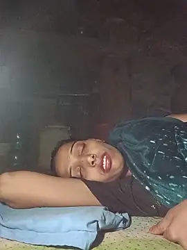 Pinki_thakur_1 লাইভ চ্যাট রুম