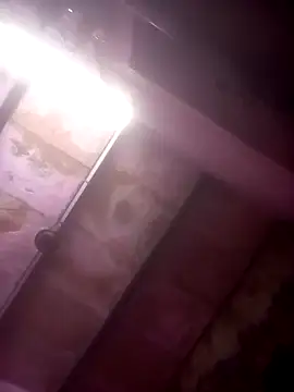 Sala de chat ao vivo de TINASONI