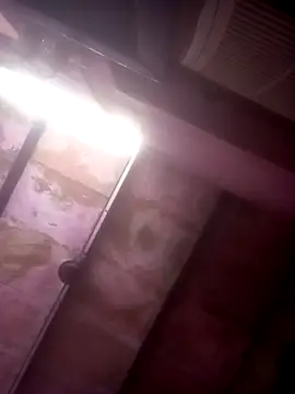 Sala de chat ao vivo de TINASONI