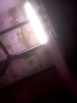TINASONI Live Chatraum