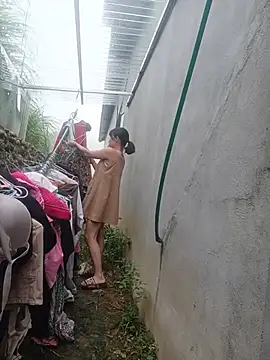 Linda-yiyi Ruang Obrolan Langsung