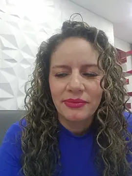 Nina_vallon Live chatroom