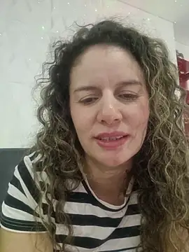Nina_vallon Ruang Obrolan Langsung