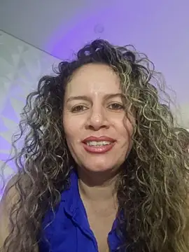 Nina_vallon Cameră chat live