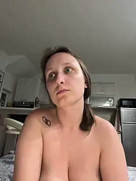 Lally_Girasole чат на живо