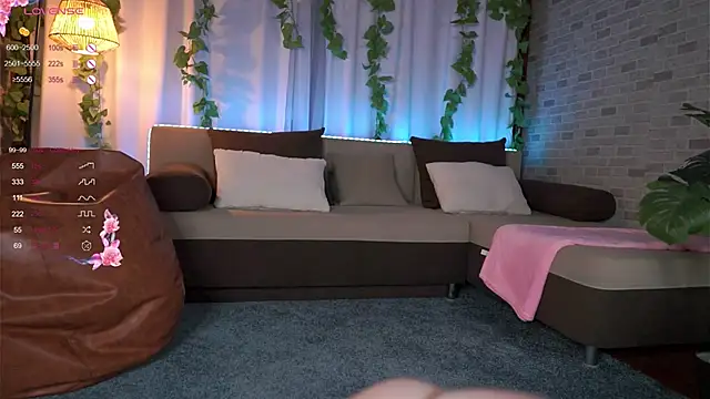 BabyyyLunaX чат на живо