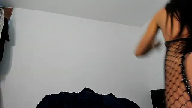 Živá chatovací místnost 77Neferkitty77