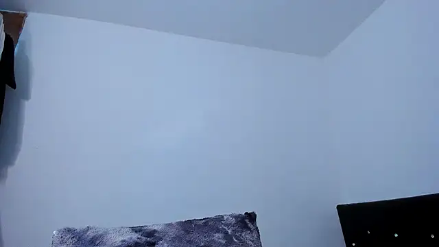 77Neferkitty77 现场聊天室