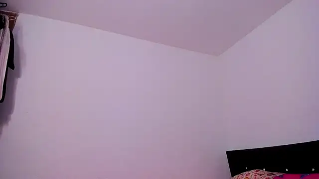 Živá chatovací místnost 77Neferkitty77