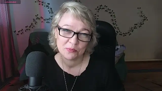 Rosette_Pricky: δωμάτιο απευθείας συνομιλίας