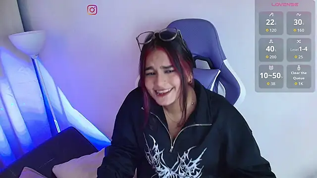 Abby_Raschell's Live Chat Room