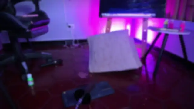 Živá chatovací místnost emy_williams