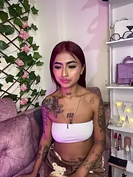 Dirty_isabella18's Live Chat Room