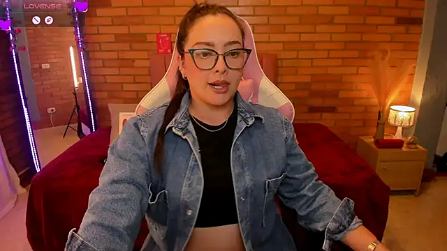 amaia_monet live-chat rom