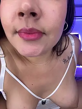 Bella-kim- Live Chatraum