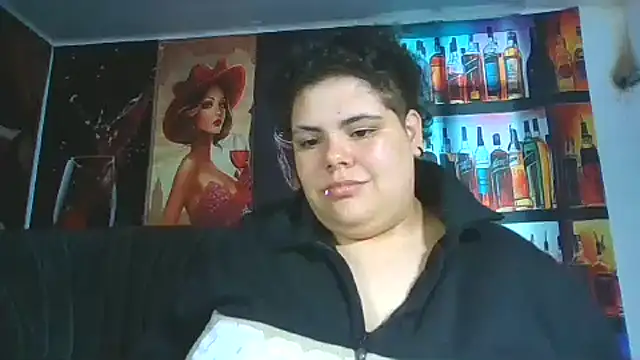 Hailey_Curvyn Live chat-huone
