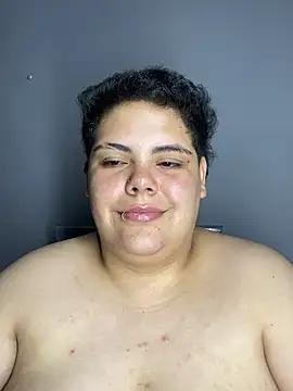 Hailey_Curvy Live Chatraum